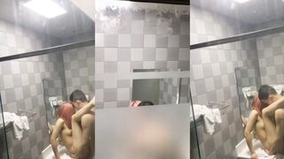 河北妹妹直接在衛生間怼着洗手台狂操不止