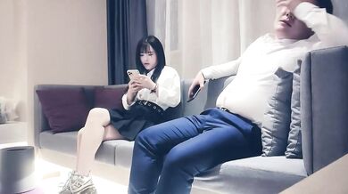 探花剛上大學的18嵗大學生