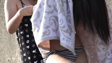 りある! ? Kawara is in the water→uniform is in uniform and is changed into えする○Student 2