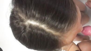 天津のカップルの自宅でのセックス自撮りが流出