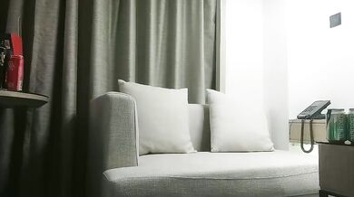 精神小夥酒店3P約炮