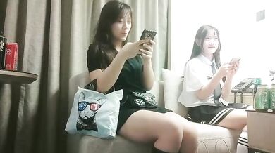 精神小夥酒店3P約炮