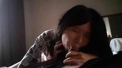 馬來西亞寬中小淫妹口交