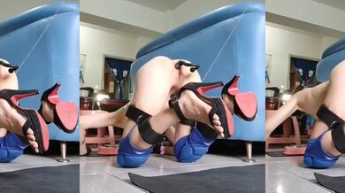 自撮りを食べる小娘