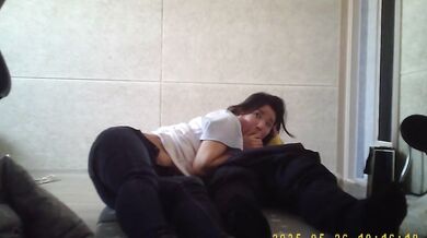 韓國肥仔哥和女秘書在家做愛自拍