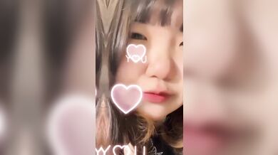 大奶肉肉騷妹發情自慰