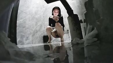 [VIP資源] 極品廁拍全景 酒吧美女