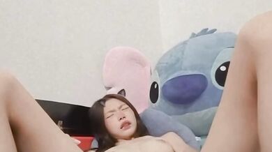 Vú nhỏ đĩ khỏa thân video thủ dâm