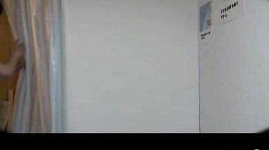 Người phụ nữ nắm giữ công việc này chính là nữ Trình Phiên Sơ. tập 03 Bi kịch của người phụ nữ trong sáng