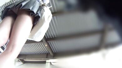 女子高生のビデオ103