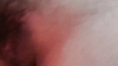 國中生洗澡邊自慰,揉奶摳嫩屄還牽絲