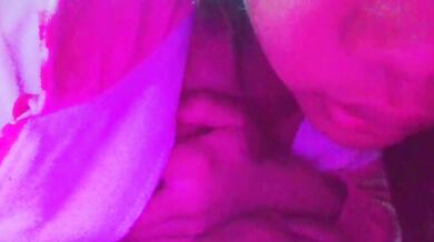 可愛妹妹自拍發給男友