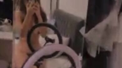 Video gái xinh ngực to khỏa thân ngủ