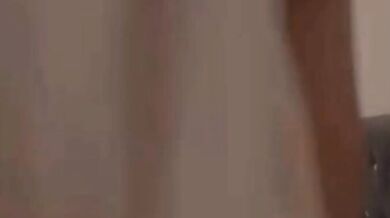 Video gái xinh ngực to khỏa thân ngủ