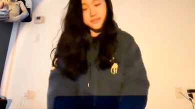 貧乳新加坡美女視訊自慰