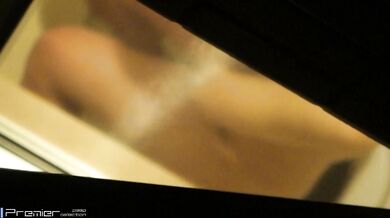 tom57_00 S 級クラスの女子大生の私生活 　美女達の私生活をNOZOKU