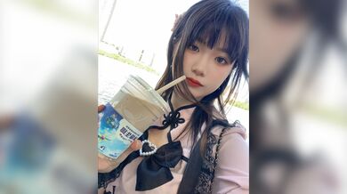 巨乳美女打炮晃奶