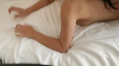 陌生人 付錢 受孕 陳潔英 充滿 精液