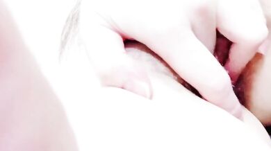 Rõ ràng là tình trạng của cô gái đã rõ ràng