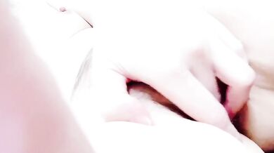 Rõ ràng là tình trạng của cô gái đã rõ ràng