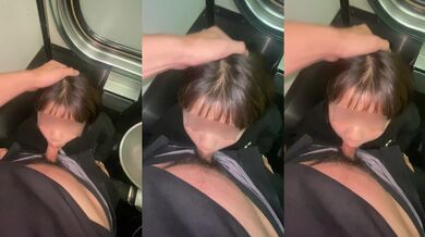 Blowing a cock on the train is so cool