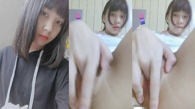 毛嫩逼妹子摳穴跳蛋自慰