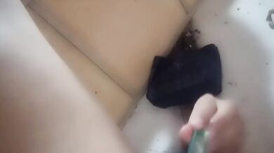 雲南ミルクガール2-歯ブラシオナニー