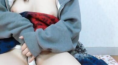 超可愛大奶高中妹妹 1